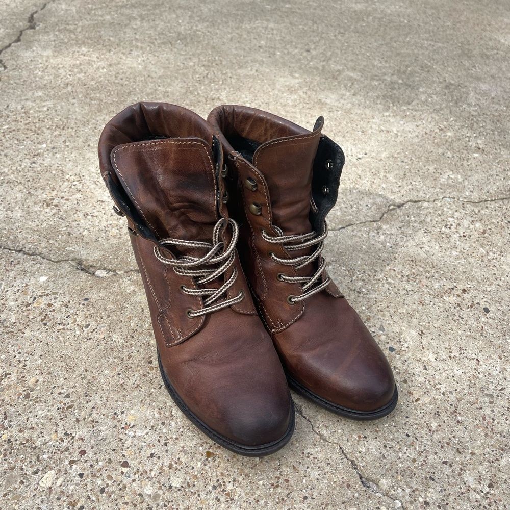 Buffalo london boots